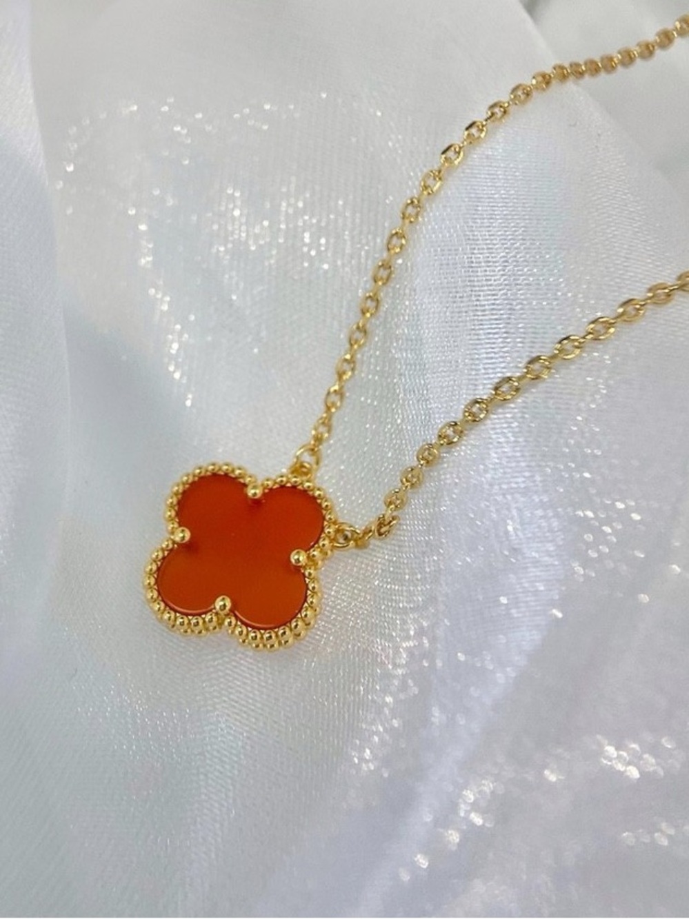 Van Cleef & Arpels Gold Chain Necklace with Orange Clover Pendant